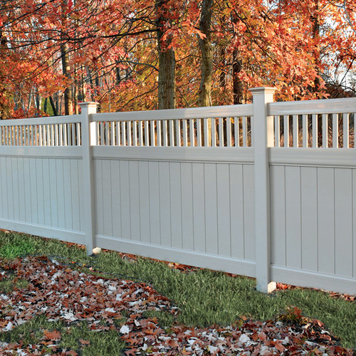 PVC Privacy fence with top picket